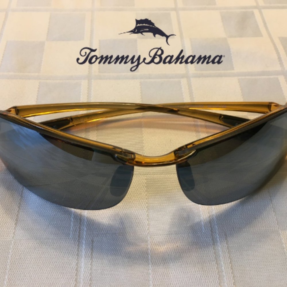 Tommy Bahama - Vintage Men's Polarized Sunglasses
